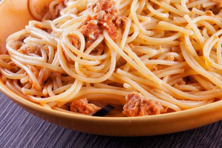 Pasta sugo e tonno